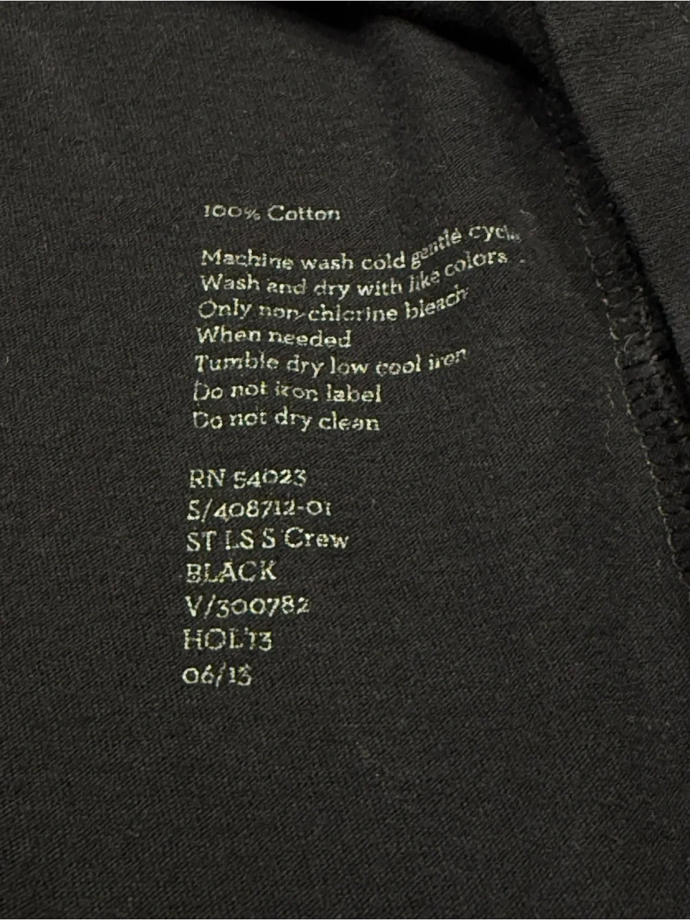 Banana Republic Men’s Black Long-Sleeve Soft-Wash Crew Tee - Size Medium